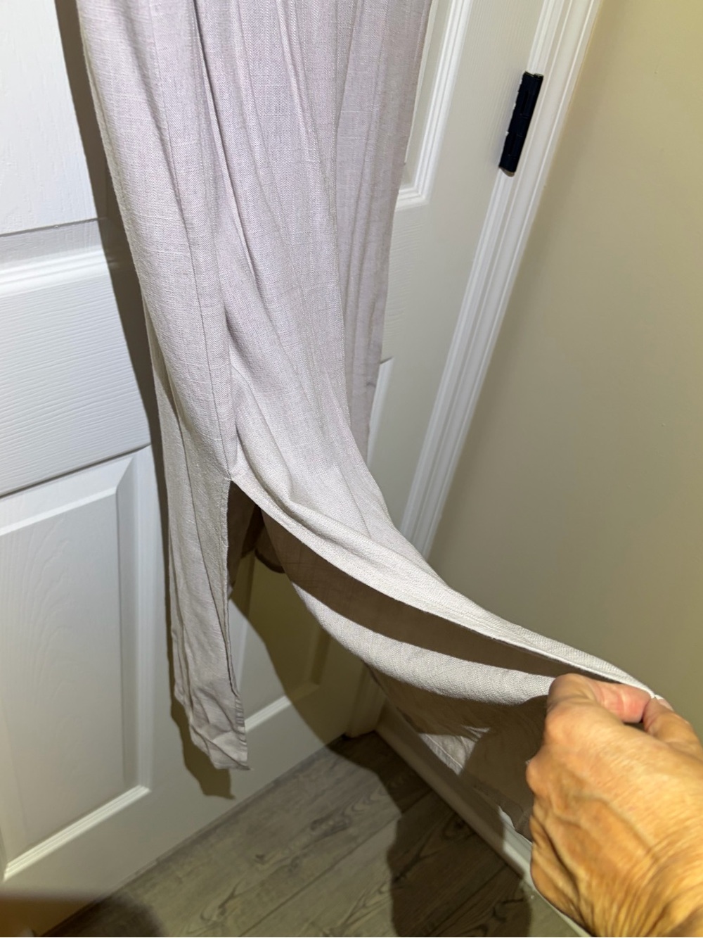 Like New Light Taupe Khaki Faux Drawstring Maxi Skirt. Size XL - Picture 6 of 7